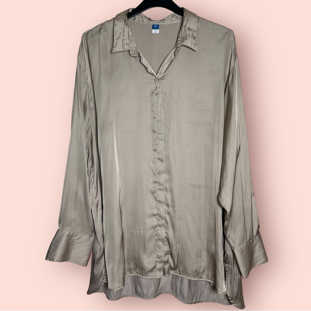 Old‎ Navy Women's Satin Blouse - Gray